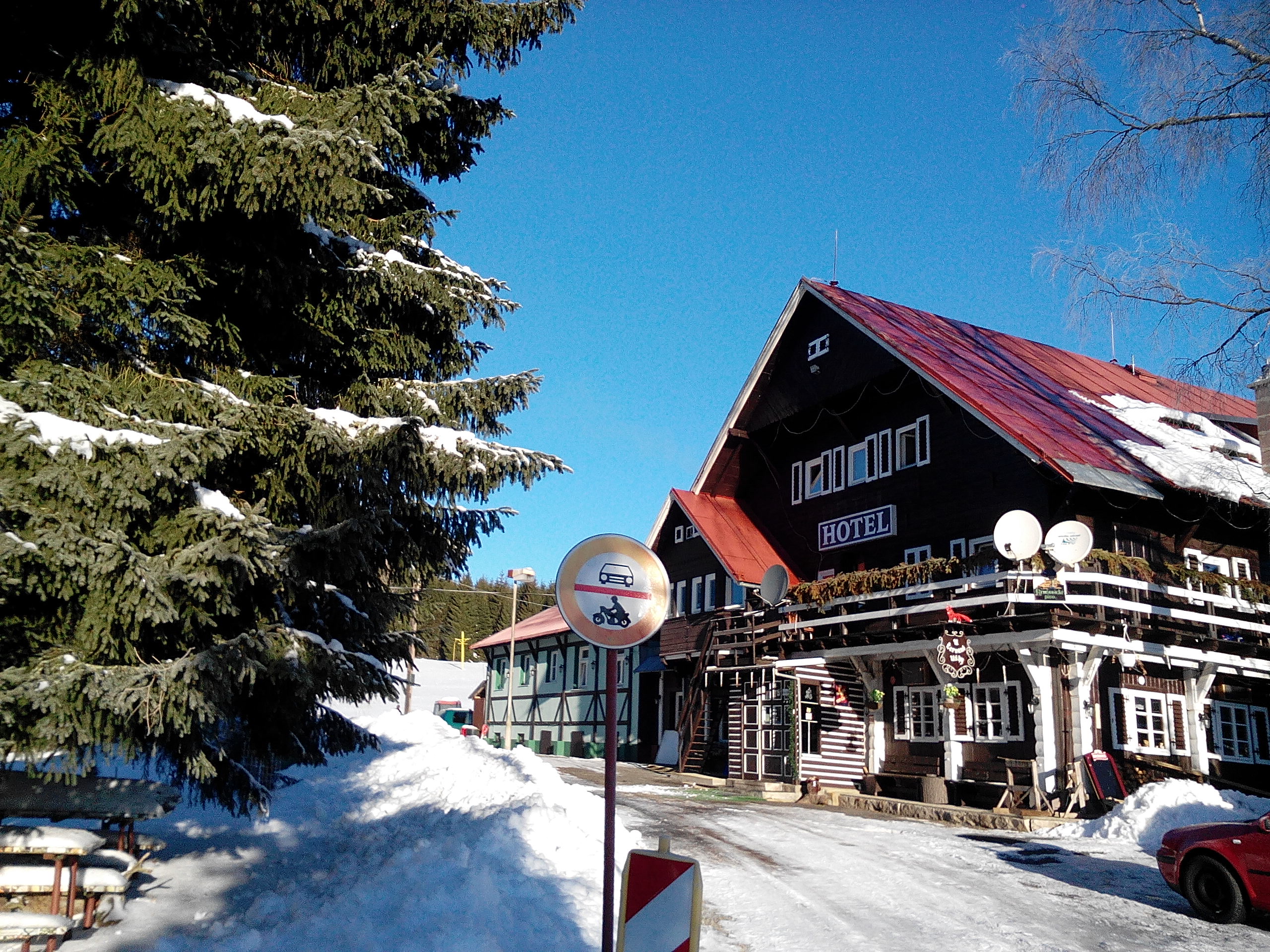 Hotel Červena Liška - zimní